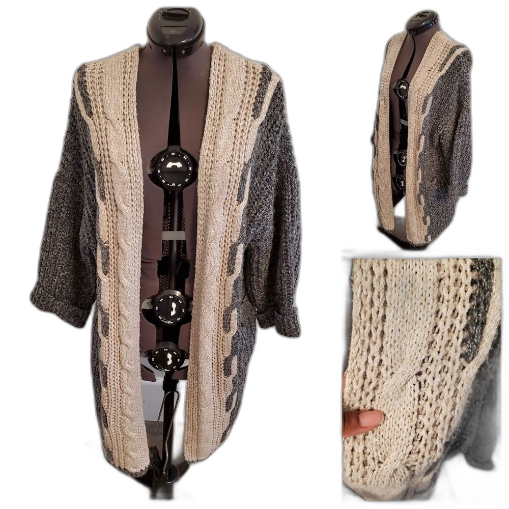 Kerisma Women's Sweater Small/ Medium Cream Gray Loose Fit Cardigan 3/4 Sleeve